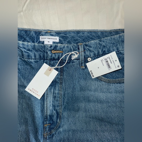 NWT Good American Plus Size 15/16 Jeans - Picture 3 of 3
